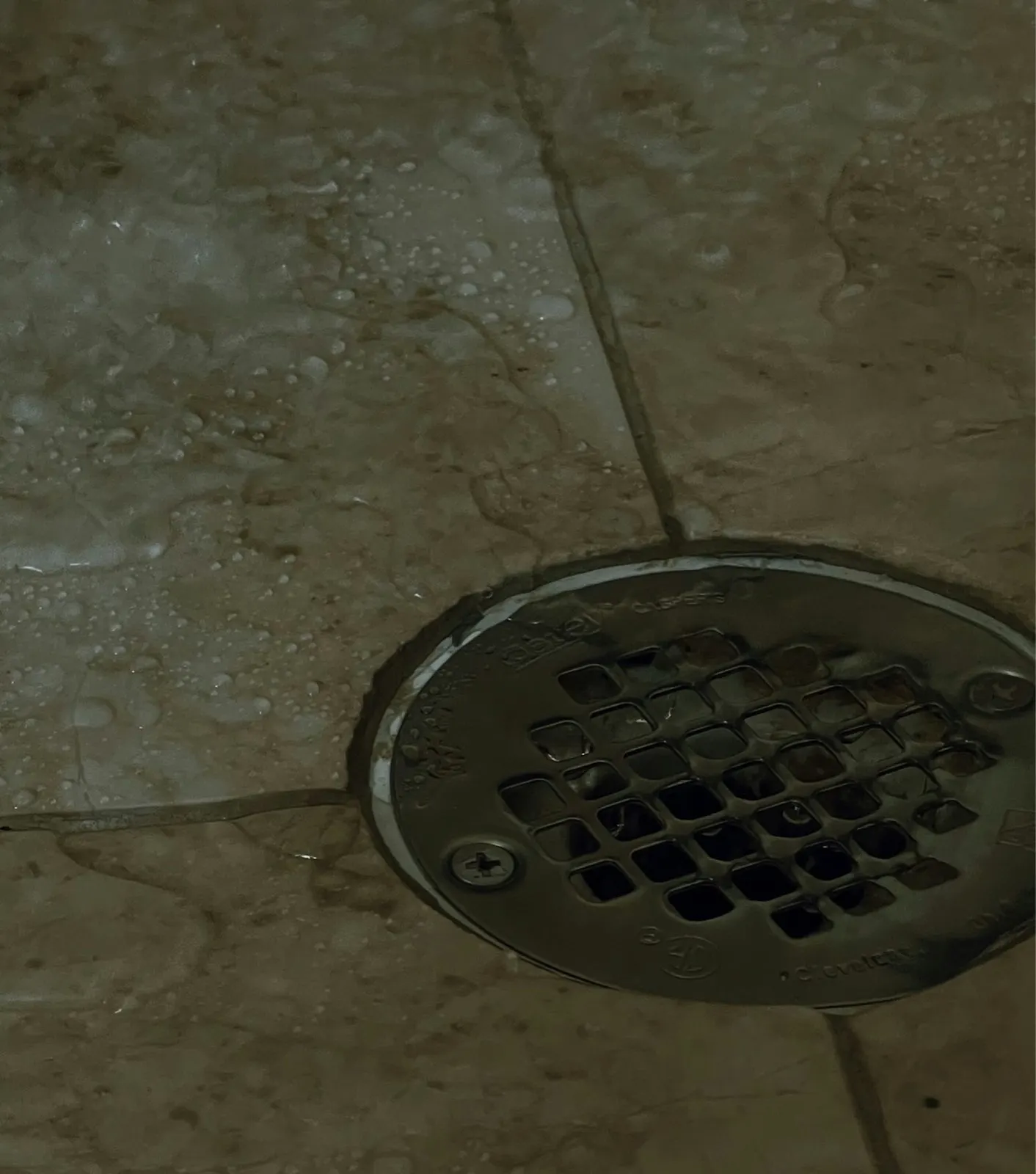 Drain outlet set into a floor